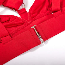 Load image into Gallery viewer, European And American Nightclubs Spice Girl Metal Chain Sexy Lingerie Three Piece Women's Set 23367